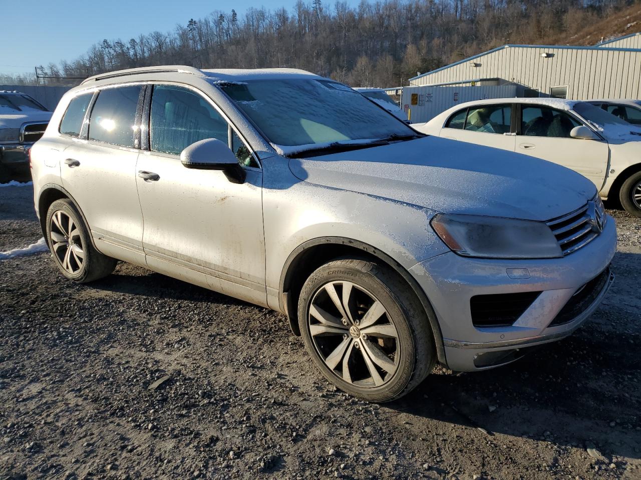 Photo 3 VIN: WVGRF7BP2HD004477 - VOLKSWAGEN TOUAREG 