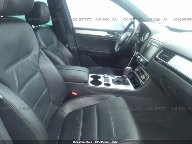 Photo 4 VIN: WVGRF7BP3HD004813 - VOLKSWAGEN TOUAREG 