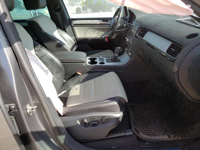 Photo 4 VIN: WVGRF7BP3HD005279 - VOLKSWAGEN TOUAREG 