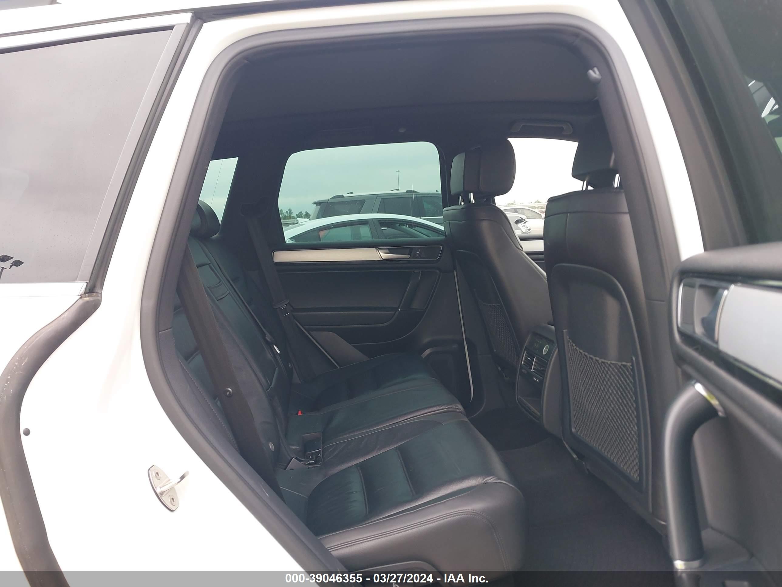 Photo 7 VIN: WVGRF7BP4HD005758 - VOLKSWAGEN TOUAREG 