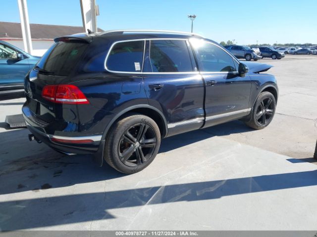 Photo 3 VIN: WVGRF7BP6HD001355 - VOLKSWAGEN TOUAREG 