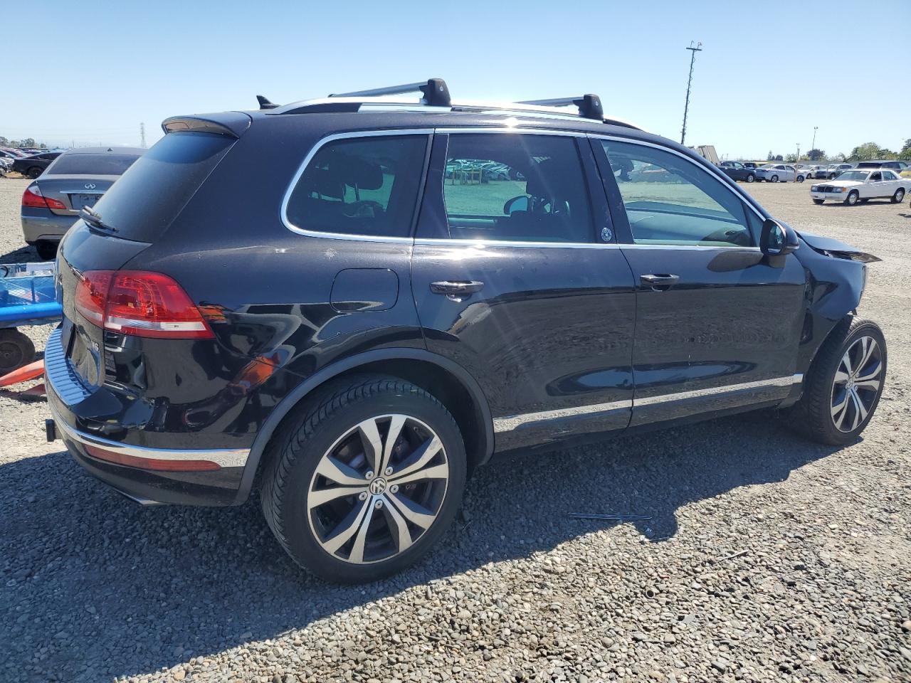 Photo 2 VIN: WVGRF7BP7HD001736 - VOLKSWAGEN TOUAREG 