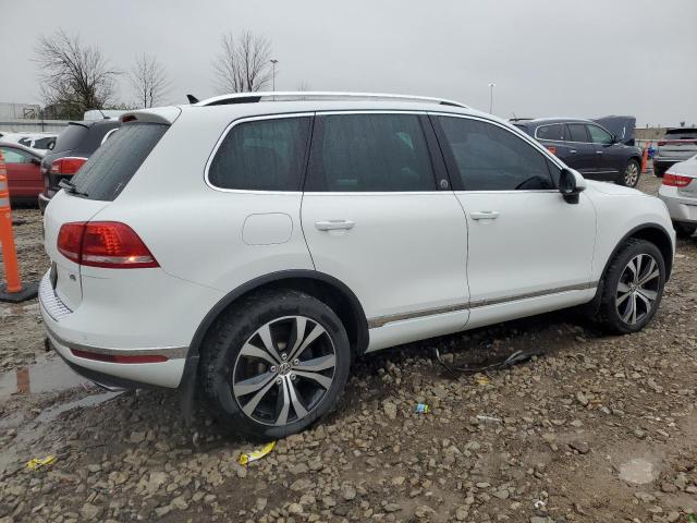 Photo 2 VIN: WVGRF7BP7HD002692 - VOLKSWAGEN TOUAREG 