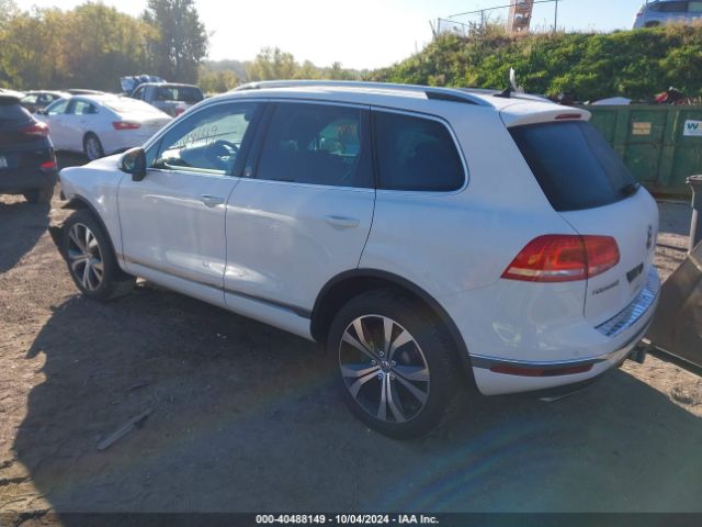 Photo 2 VIN: WVGRF7BP7HD004717 - VOLKSWAGEN TOUAREG 