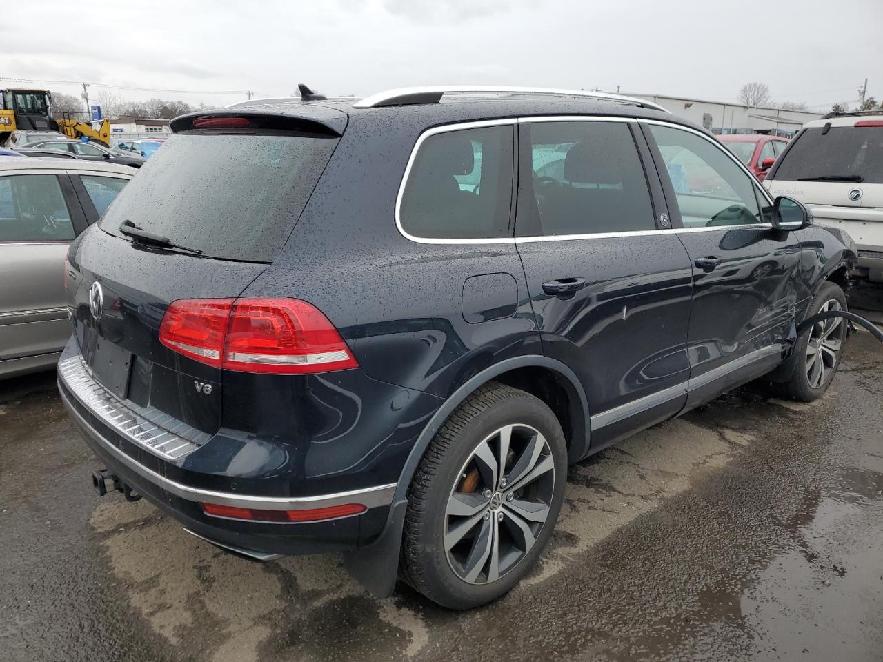 Photo 2 VIN: WVGRF7BP8HD002913 - VOLKSWAGEN TOUAREG 