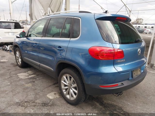 Photo 2 VIN: WVGRV7AX1HW502114 - VOLKSWAGEN TIGUAN 