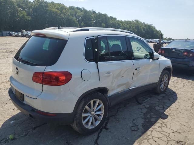 Photo 2 VIN: WVGRV7AX1HW505272 - VOLKSWAGEN TIGUAN WOL 