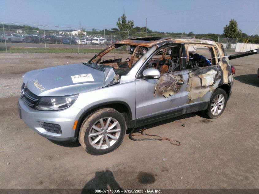 Photo 1 VIN: WVGRV7AX2HK005886 - VOLKSWAGEN TIGUAN 