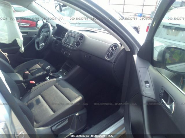 Photo 4 VIN: WVGRV7AX2HK014457 - VOLKSWAGEN TIGUAN 