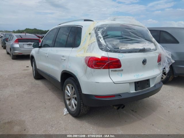 Photo 2 VIN: WVGRV7AX2HK021599 - VOLKSWAGEN TIGUAN 