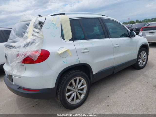 Photo 3 VIN: WVGRV7AX2HK021599 - VOLKSWAGEN TIGUAN 