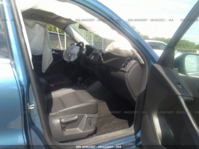 Photo 4 VIN: WVGRV7AX3HK026679 - VOLKSWAGEN TIGUAN 