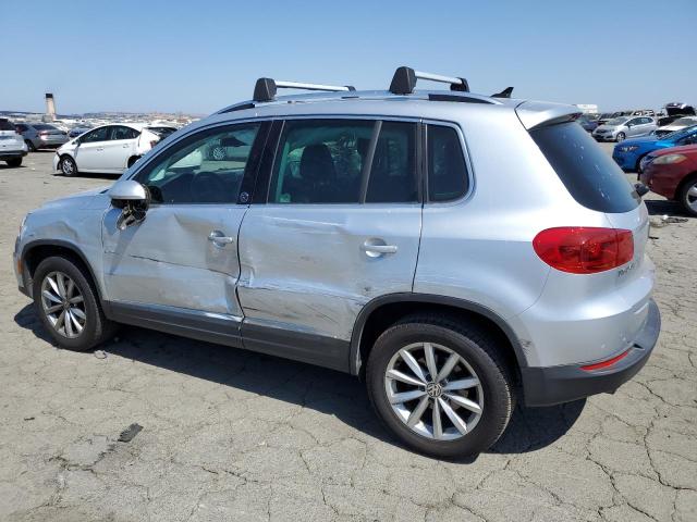 Photo 1 VIN: WVGRV7AX4HK011270 - VOLKSWAGEN TIGUAN WOL 