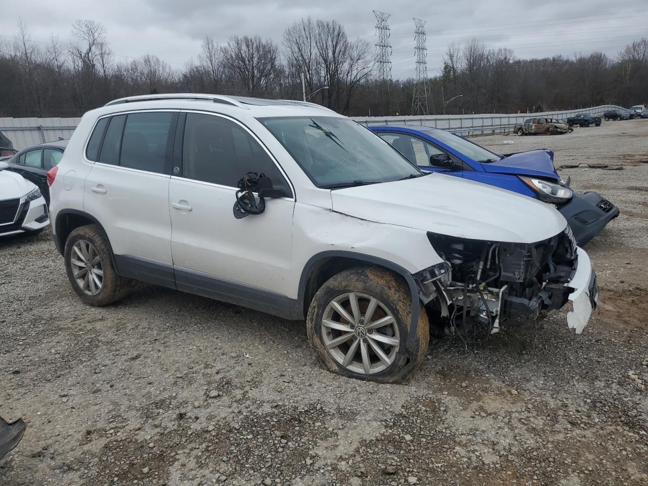 Photo 3 VIN: WVGRV7AX5HK018549 - VOLKSWAGEN TIGUAN 