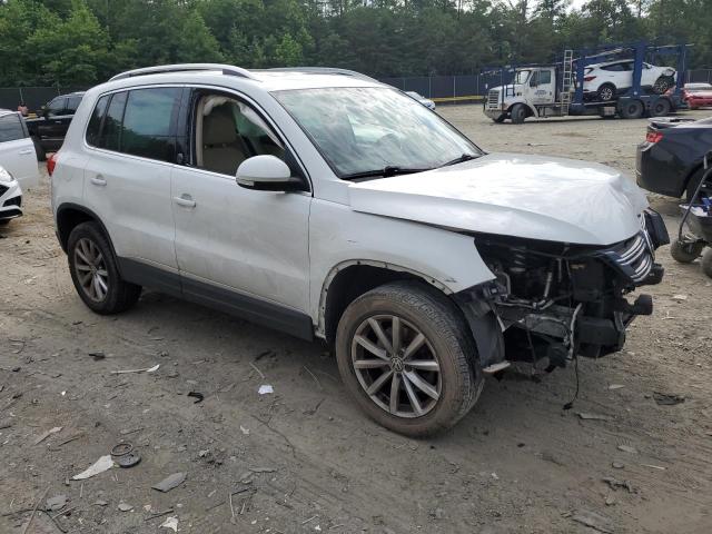 Photo 3 VIN: WVGRV7AX6HW504957 - VOLKSWAGEN TIGUAN 