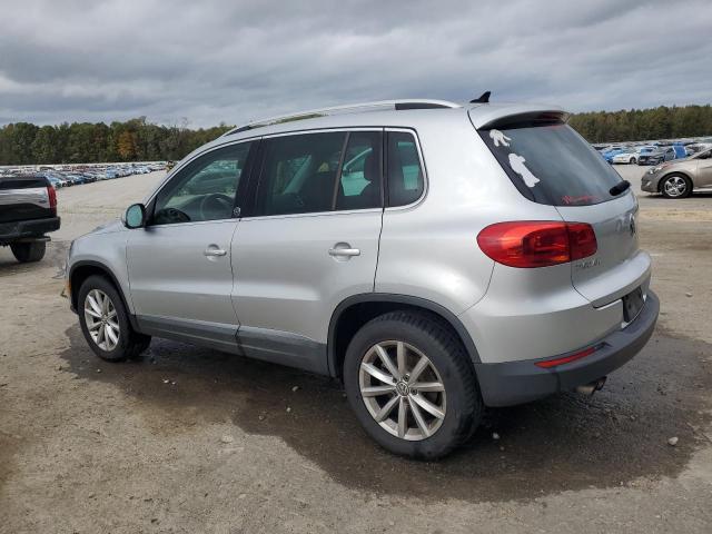 Photo 1 VIN: WVGRV7AX7HK003440 - VOLKSWAGEN TIGUAN WOL 