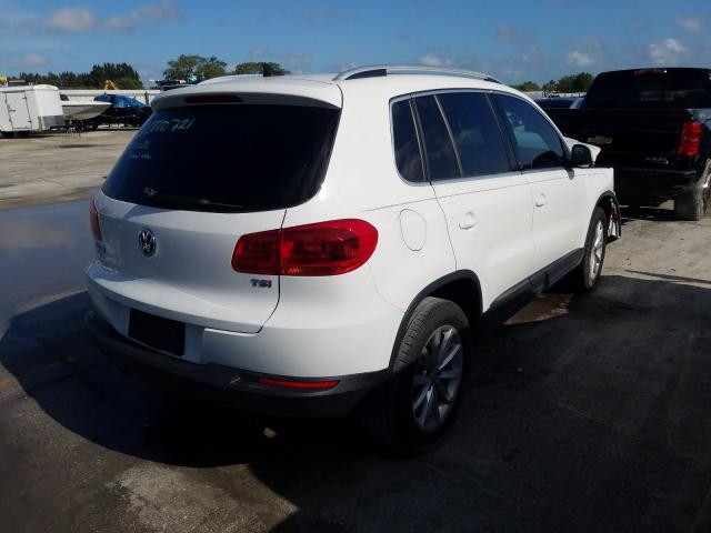 Photo 3 VIN: WVGRV7AX7HK012428 - VOLKSWAGEN TIGUAN 