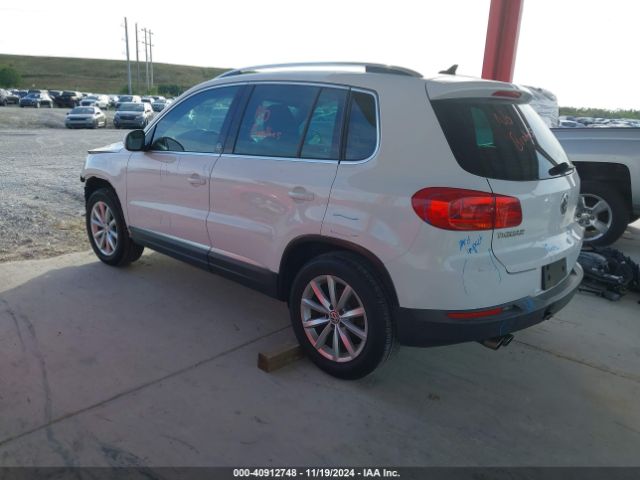 Photo 2 VIN: WVGRV7AX8HK003818 - VOLKSWAGEN TIGUAN 