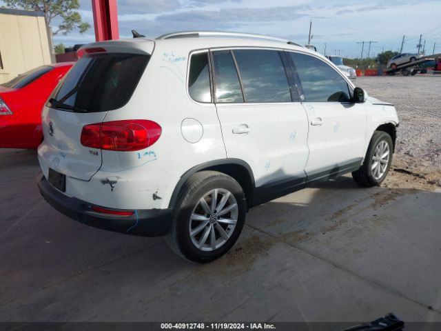 Photo 3 VIN: WVGRV7AX8HK003818 - VOLKSWAGEN TIGUAN 