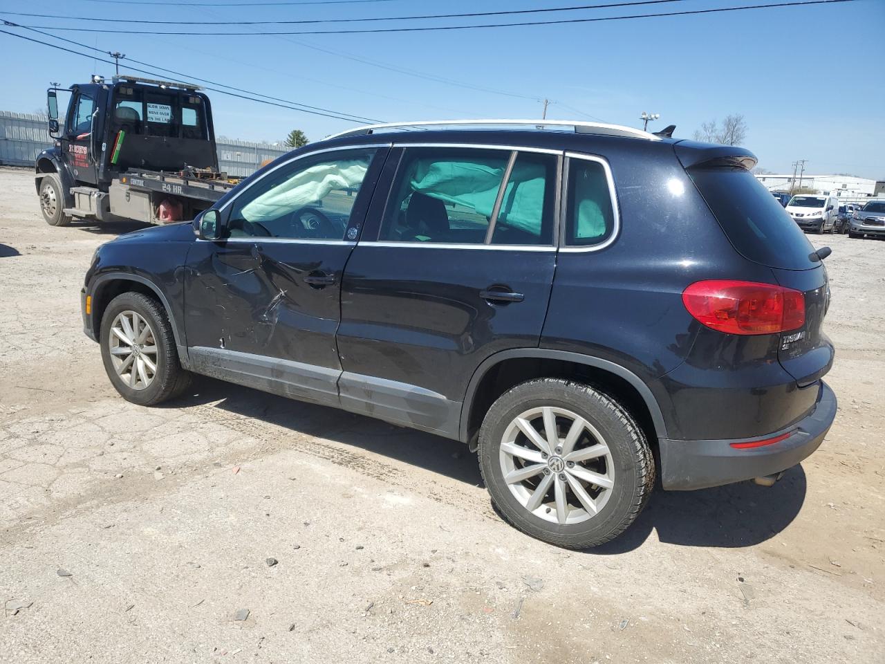 Photo 1 VIN: WVGRV7AX8HK005942 - VOLKSWAGEN TIGUAN 