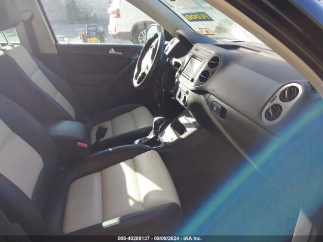 Photo 4 VIN: WVGRV7AX8HK016813 - VOLKSWAGEN TIGUAN 