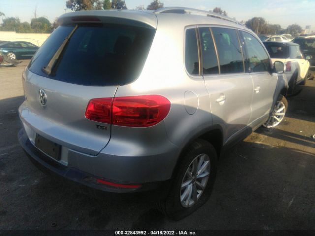 Photo 3 VIN: WVGRV7AXXHW510373 - VOLKSWAGEN TIGUAN 