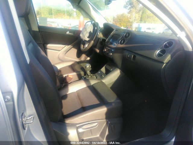 Photo 4 VIN: WVGRV7AXXHW510373 - VOLKSWAGEN TIGUAN 