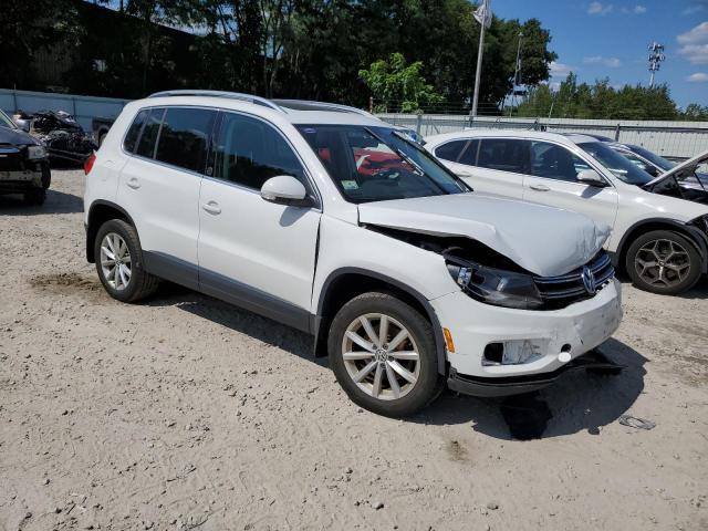 Photo 3 VIN: WVGSV7AX0HK003555 - VOLKSWAGEN TIGUAN 