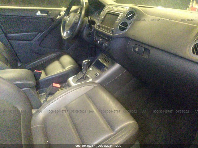 Photo 4 VIN: WVGSV7AX1HK030408 - VOLKSWAGEN TIGUAN 