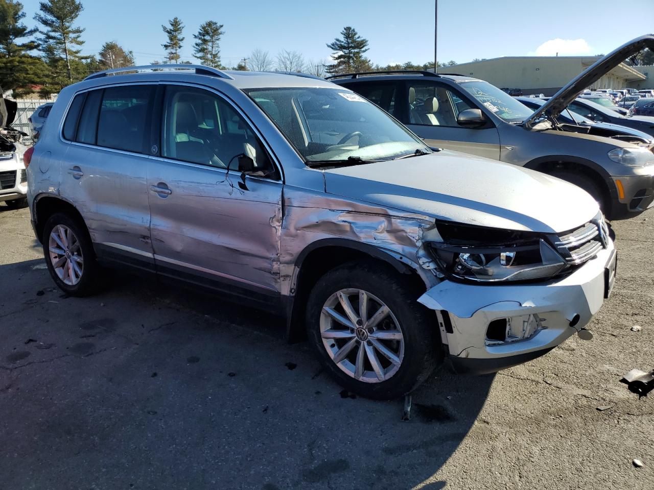 Photo 3 VIN: WVGSV7AX2HK007980 - VOLKSWAGEN TIGUAN 