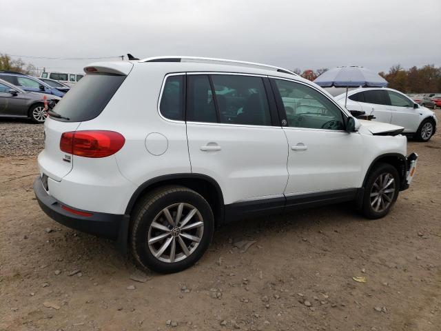 Photo 2 VIN: WVGSV7AX3HK034699 - VOLKSWAGEN TIGUAN 