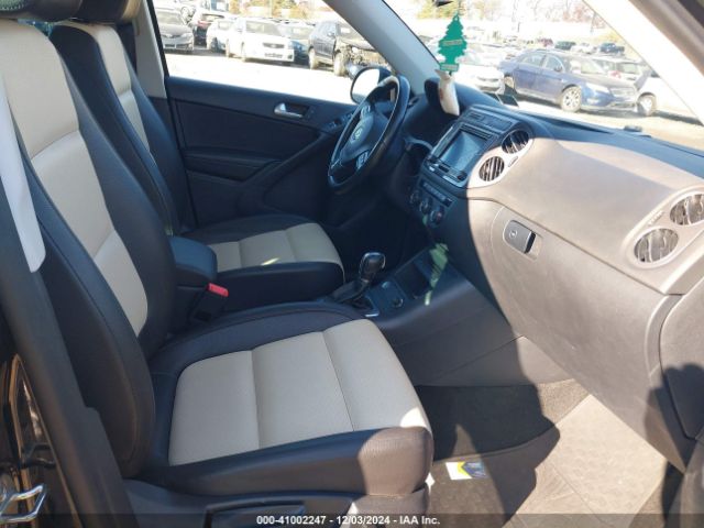 Photo 4 VIN: WVGSV7AX4HK006359 - VOLKSWAGEN TIGUAN 