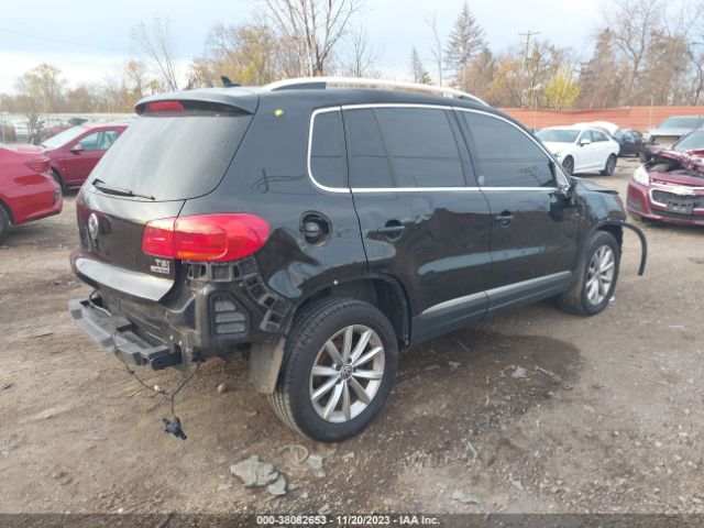 Photo 3 VIN: WVGSV7AX7HK027223 - VOLKSWAGEN TIGUAN 