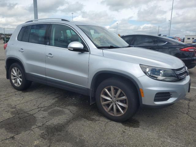 Photo 3 VIN: WVGSV7AX7HW504399 - VOLKSWAGEN TIGUAN WOL 