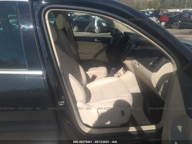 Photo 4 VIN: WVGSV7AX8HK014450 - VOLKSWAGEN TIGUAN 