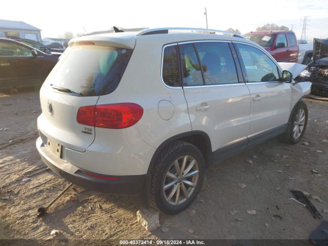 Photo 3 VIN: WVGSV7AX8HK033502 - VOLKSWAGEN TIGUAN 