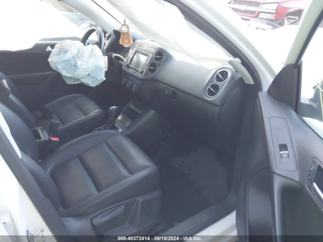 Photo 4 VIN: WVGSV7AX8HK033502 - VOLKSWAGEN TIGUAN 