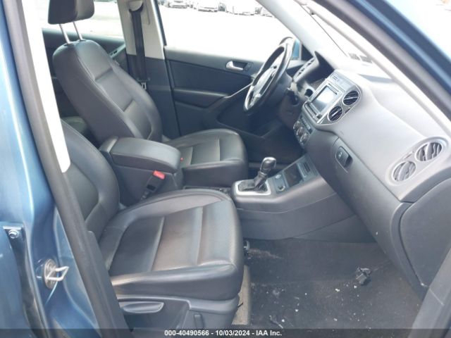 Photo 4 VIN: WVGSV7AX8HW504119 - VOLKSWAGEN TIGUAN 