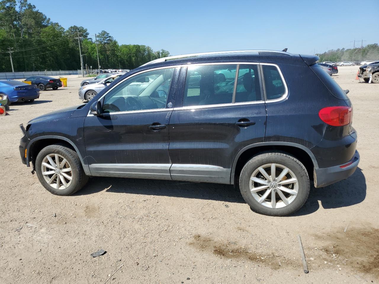 Photo 1 VIN: WVGSV7AX9HK008950 - VOLKSWAGEN TIGUAN 