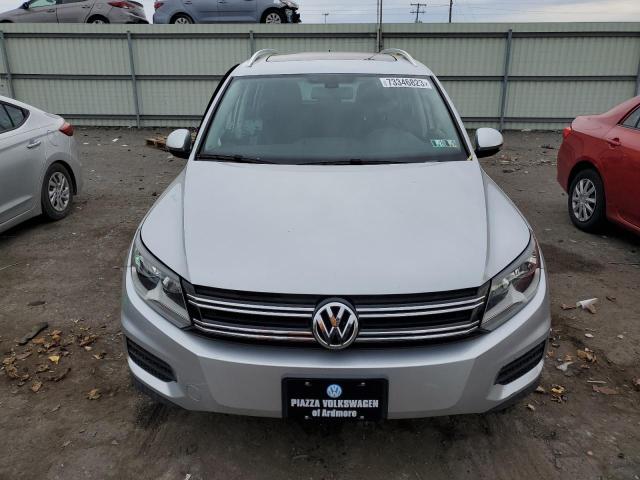 Photo 4 VIN: WVGSV7AX9HK013680 - VOLKSWAGEN TIGUAN 