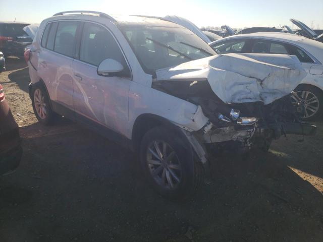 Photo 3 VIN: WVGSV7AX9HK017034 - VOLKSWAGEN TIGUAN 