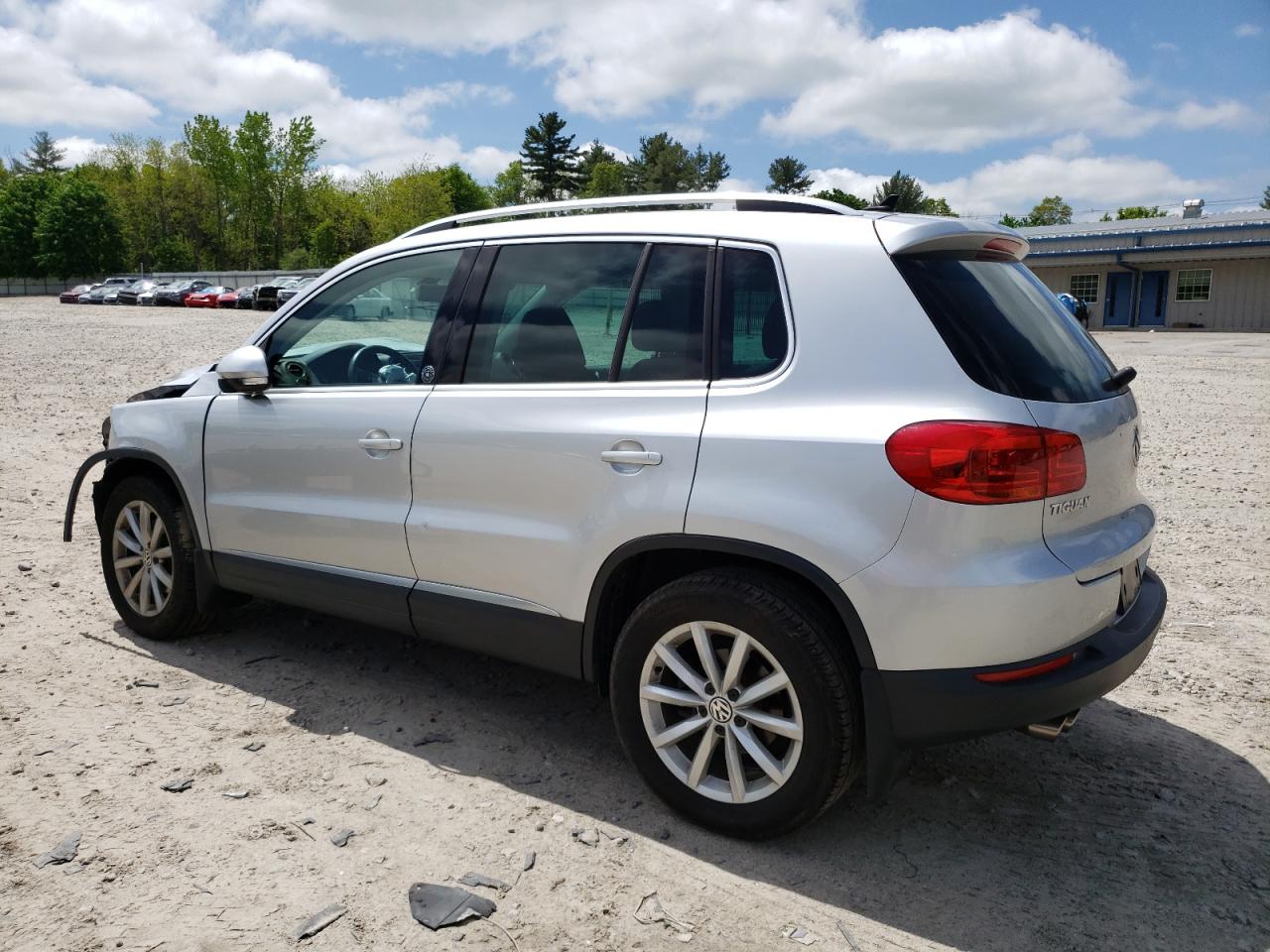 Photo 1 VIN: WVGSV7AX9HK024467 - VOLKSWAGEN TIGUAN 