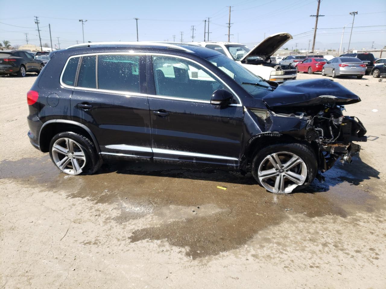 Photo 3 VIN: WVGTV7AX0HK015693 - VOLKSWAGEN TIGUAN 