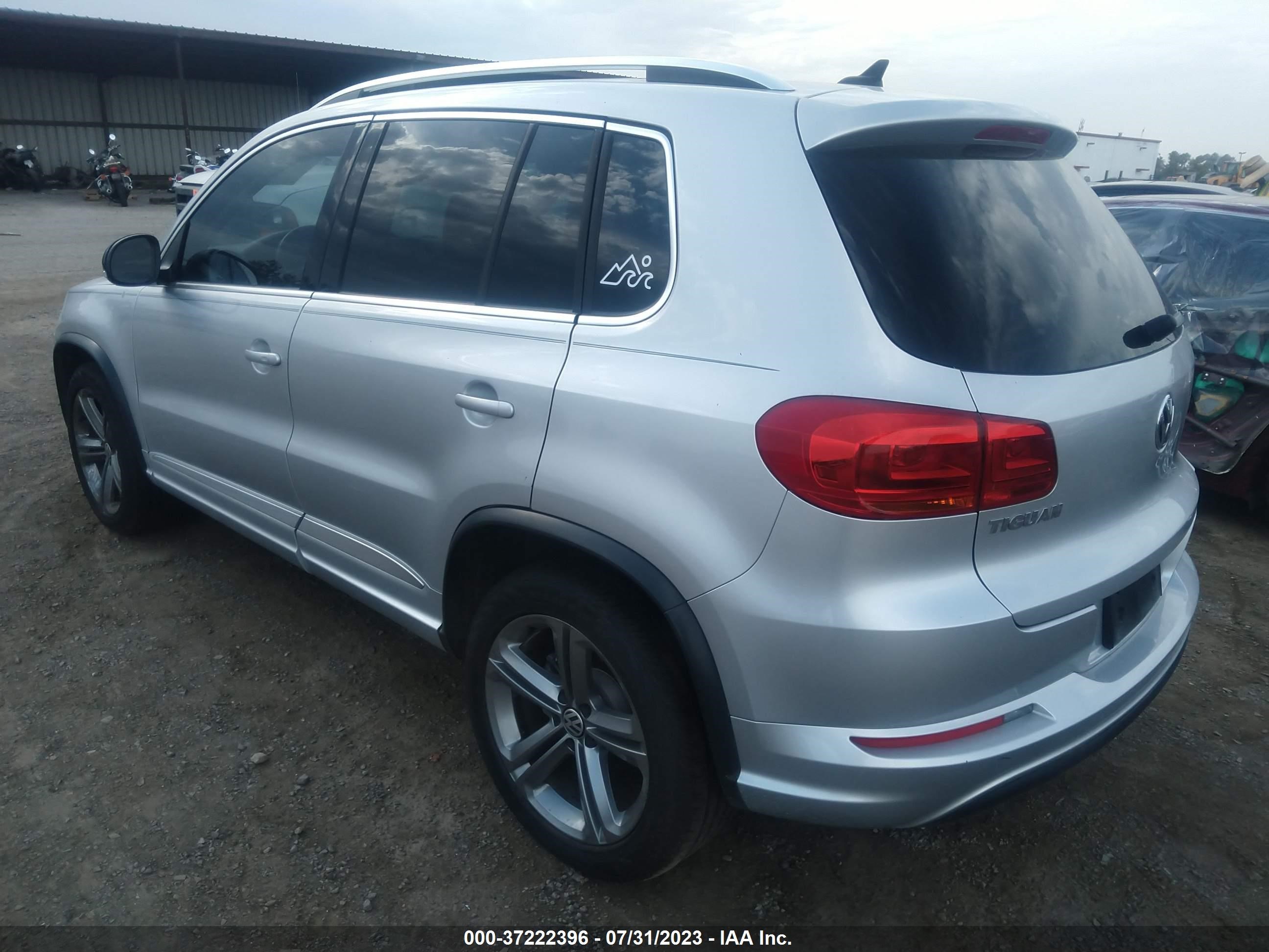 Photo 2 VIN: WVGTV7AX1HK022331 - VOLKSWAGEN TIGUAN 