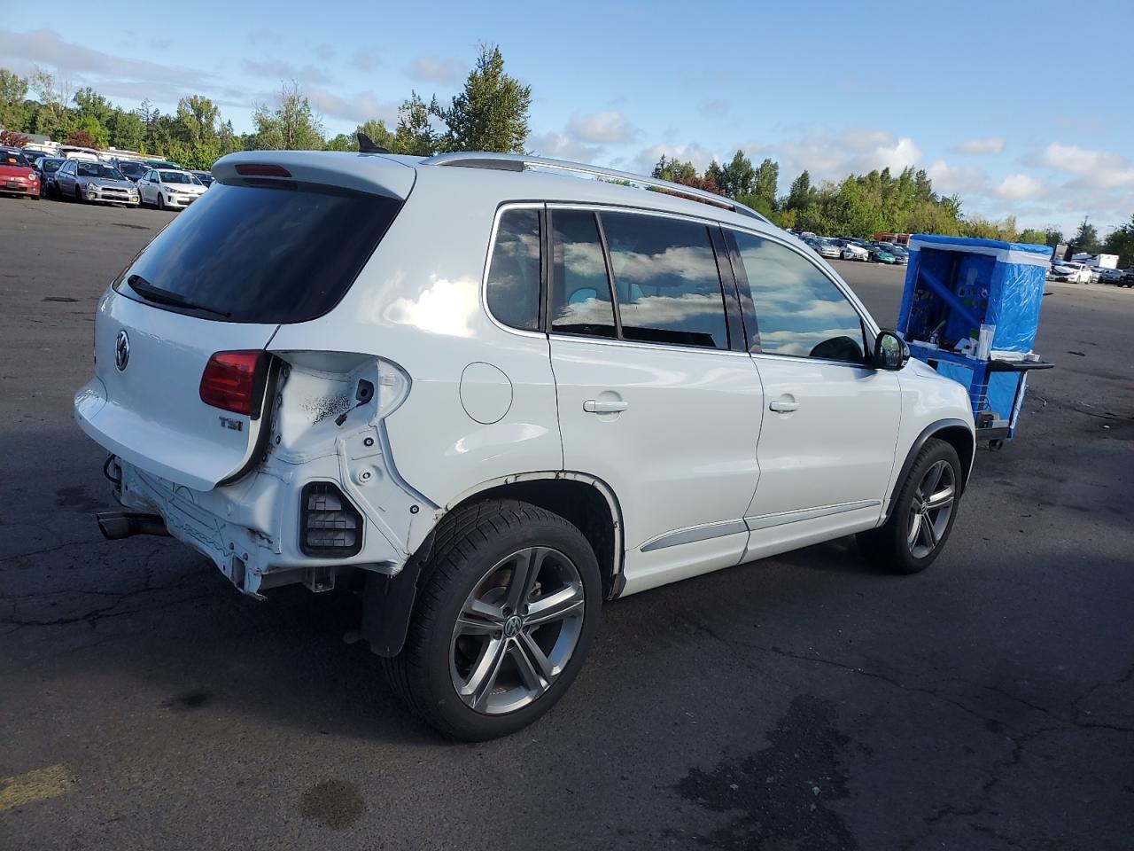 Photo 2 VIN: WVGTV7AX1HK037363 - VOLKSWAGEN TIGUAN 