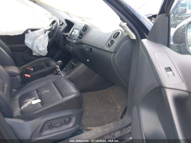 Photo 4 VIN: WVGUV7AX0HK029128 - VOLKSWAGEN TIGUAN 