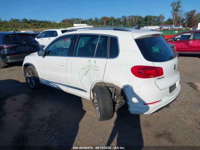 Photo 2 VIN: WVGUV7AX2HW504593 - VOLKSWAGEN TIGUAN 