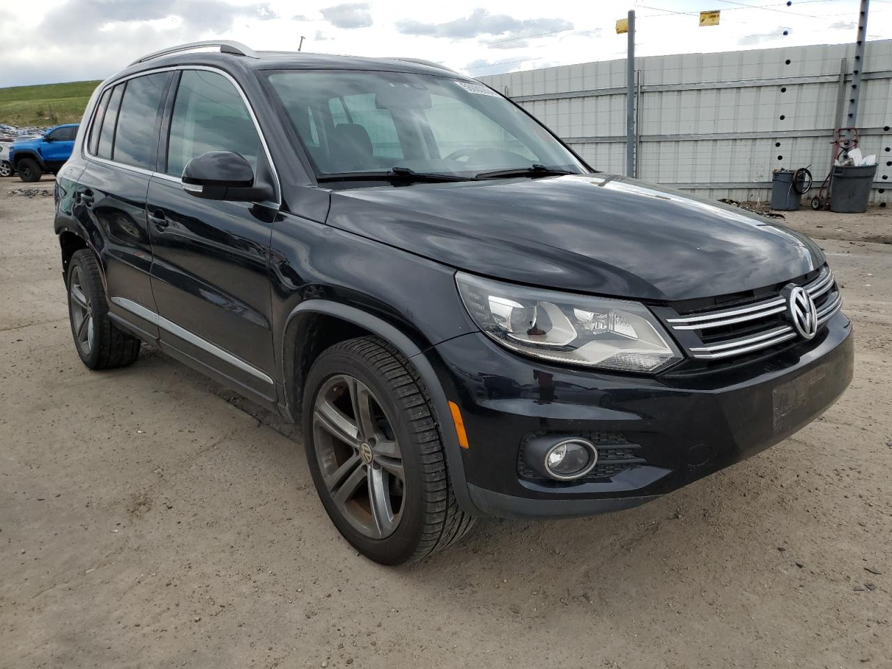 Photo 3 VIN: WVGUV7AX3HK005339 - VOLKSWAGEN TIGUAN 