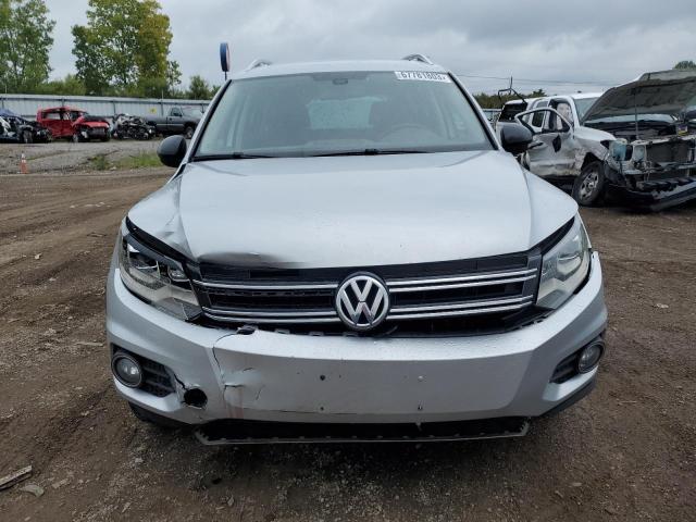 Photo 4 VIN: WVGUV7AX8HK023013 - VOLKSWAGEN TIGUAN SPO 