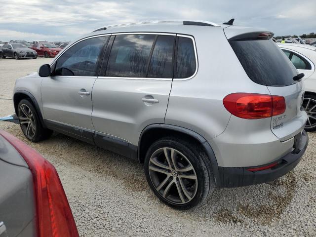 Photo 1 VIN: WVGVV7AX6HK010636 - VOLKSWAGEN TIGUAN SEL 